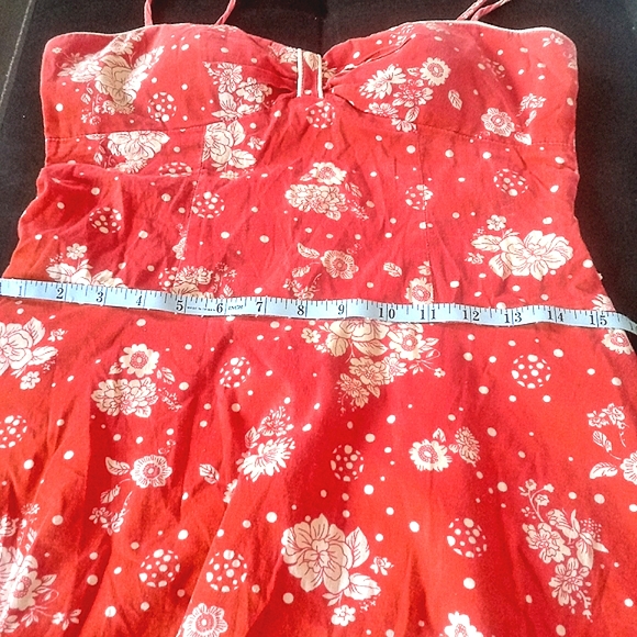 Spaghetti Straps Coral and White 🤍 Floral Sundress 🌷🏵️🌼💮 - Picture 3 of 16